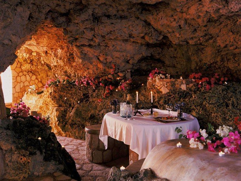The Caves Hotel Негрил Екстериор снимка